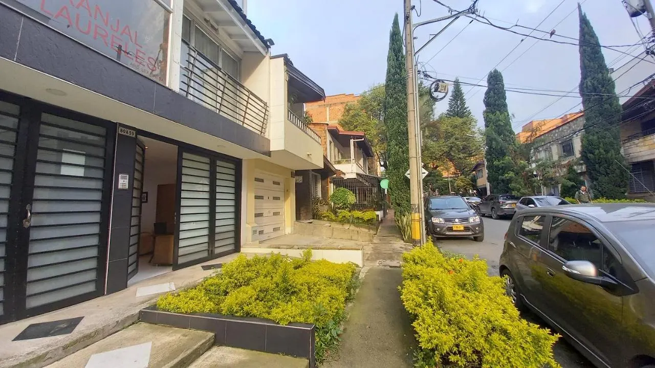 Apartaestudio Laureles La 33 Medellin